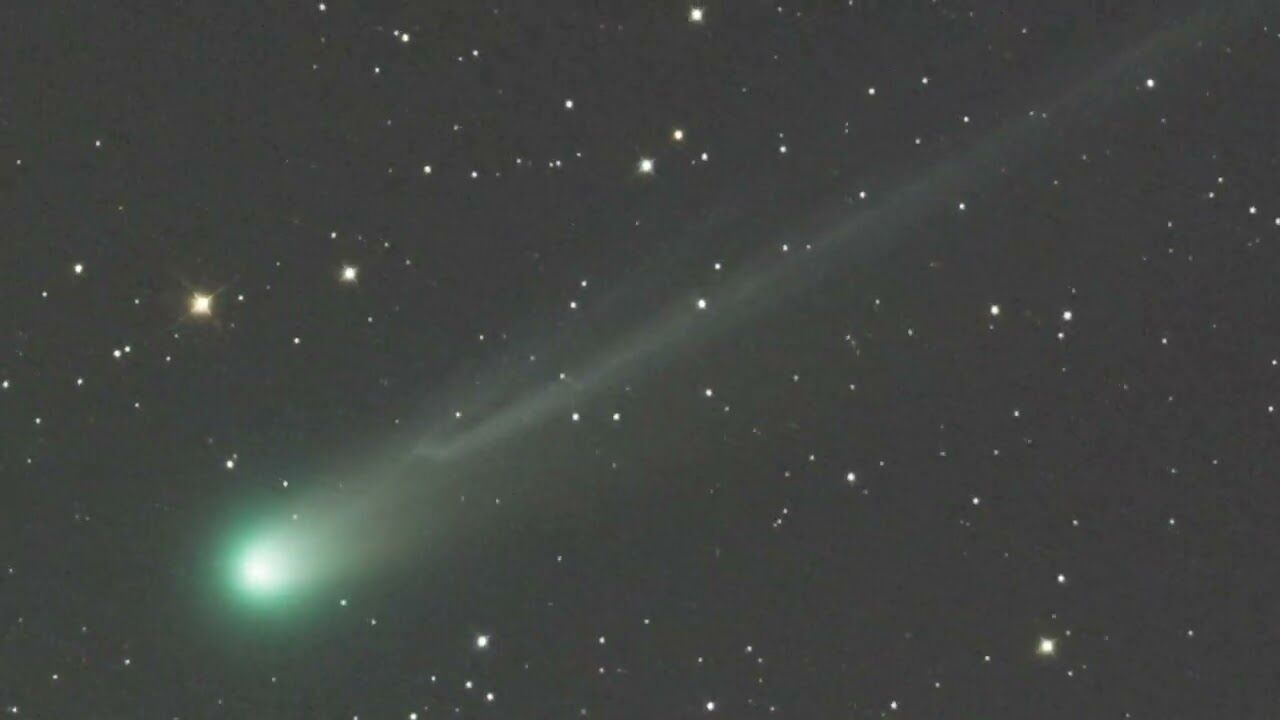 Timelapse video of Comet Lemmon
